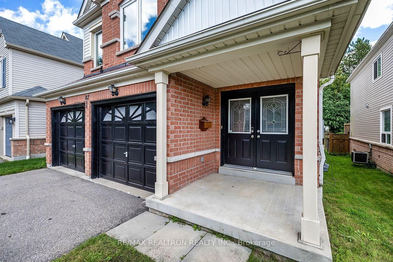 82 Beachgrove Crescent • Whitby, ON photo 2