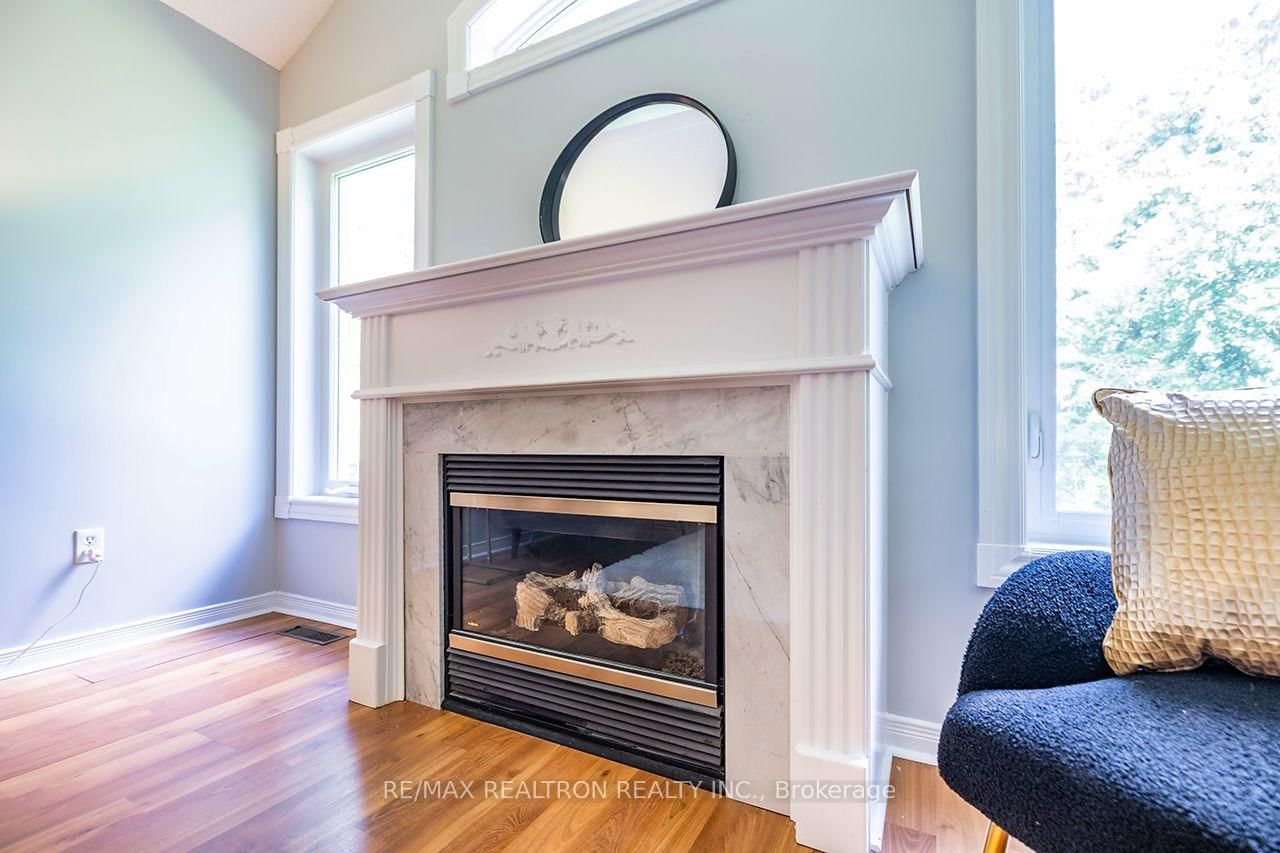 82 Beachgrove Crescent • Whitby, ON photo 9