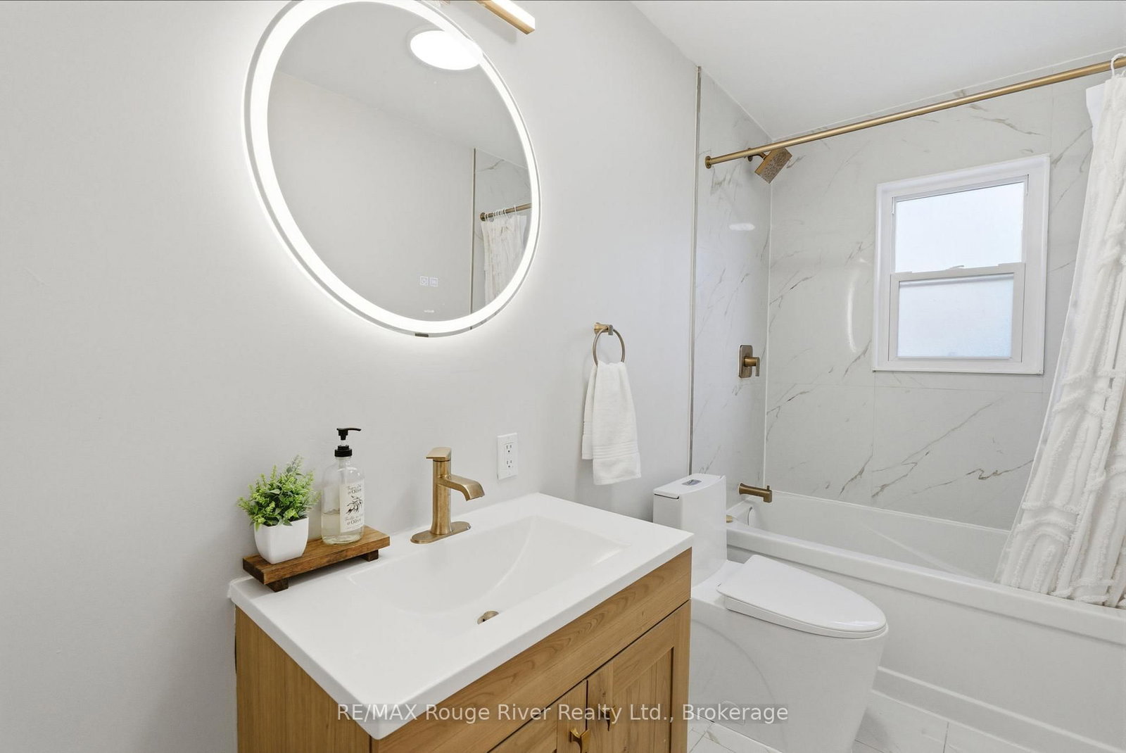 152 Wilson Road S • Oshawa, ON photo 16