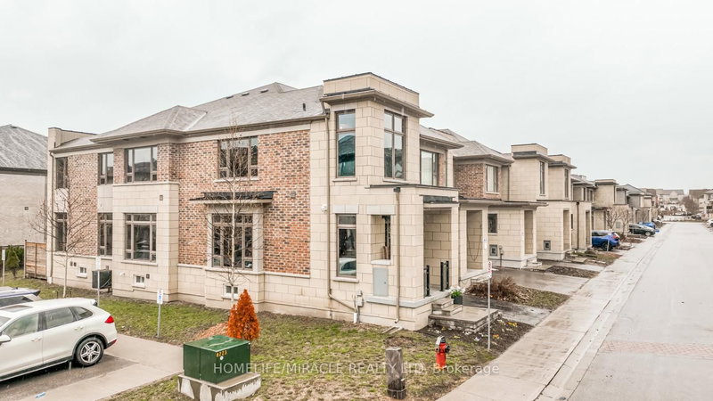 136 - 58 Donald Fleming Way