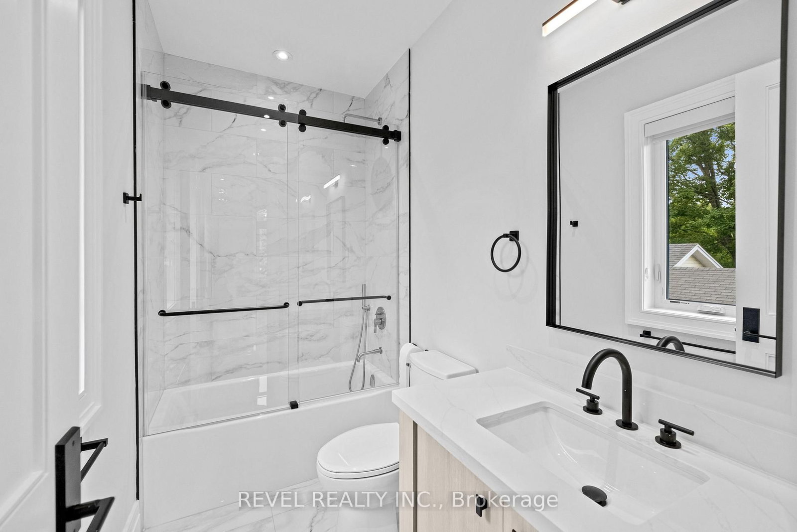 1472 Highbush Trail • Pickering, ON photo 39