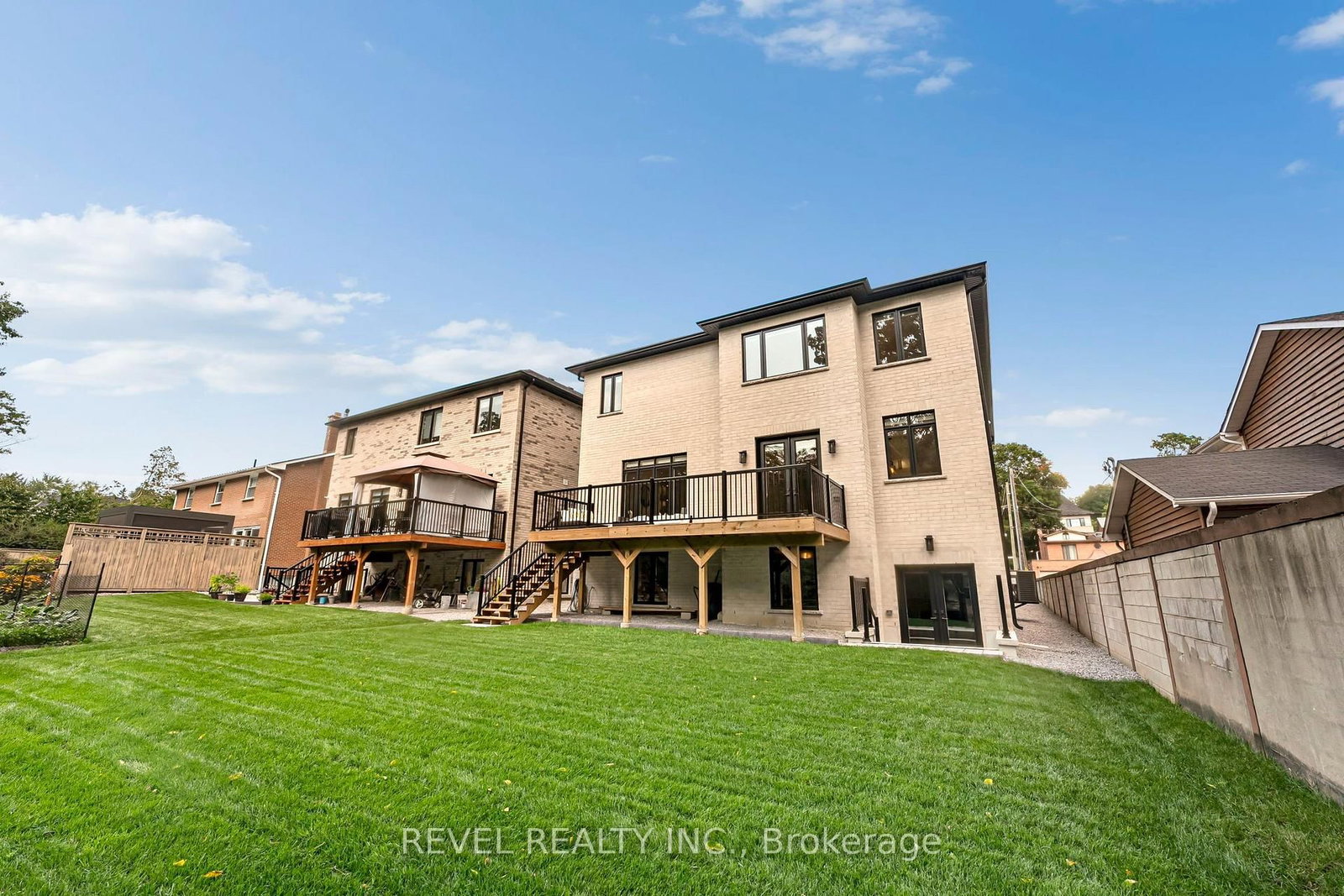 1472 Highbush Trail • Pickering, ON photo 48