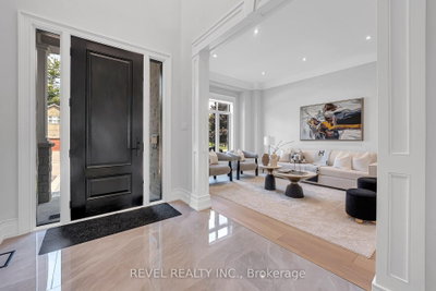 1472 Highbush Trail • Pickering, ON photo 6