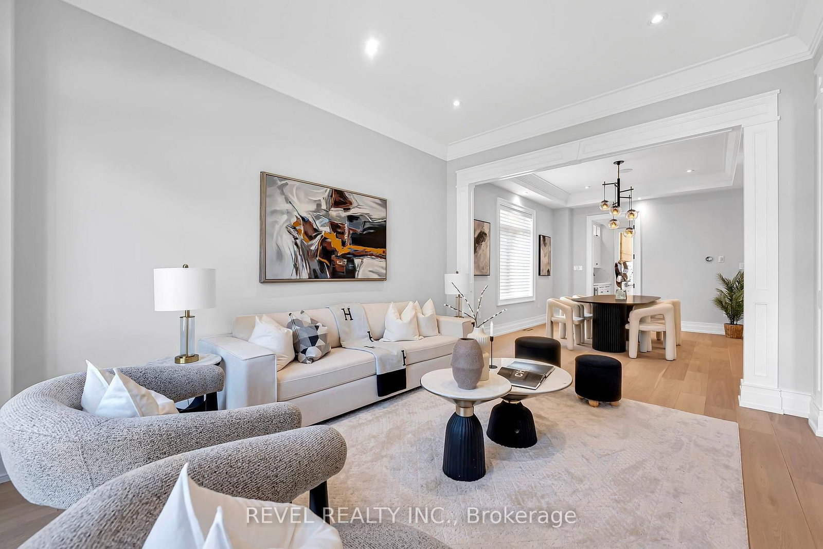 1472 Highbush Trail • Pickering, ON photo 8