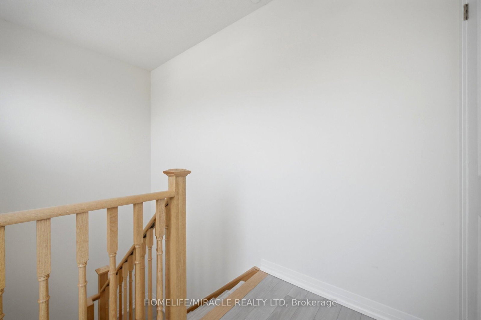 30 Liben Way • #20 • Toronto, ON photo 31
