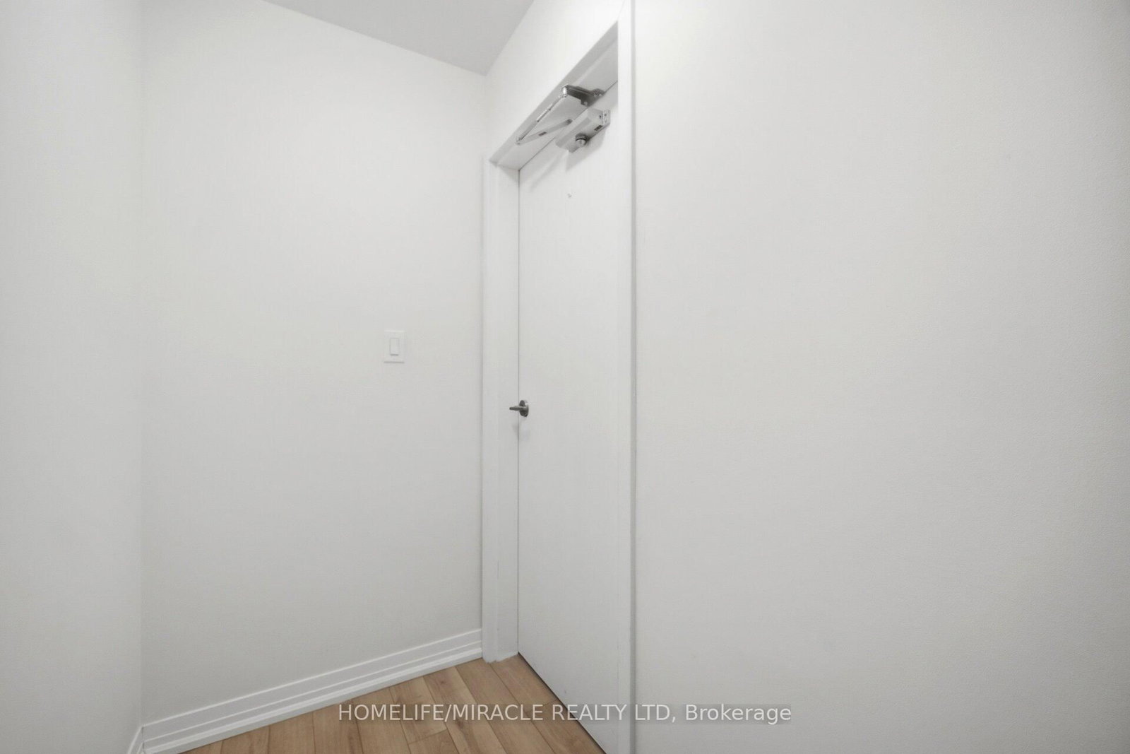 30 Liben Way • #20 • Toronto, ON photo 6