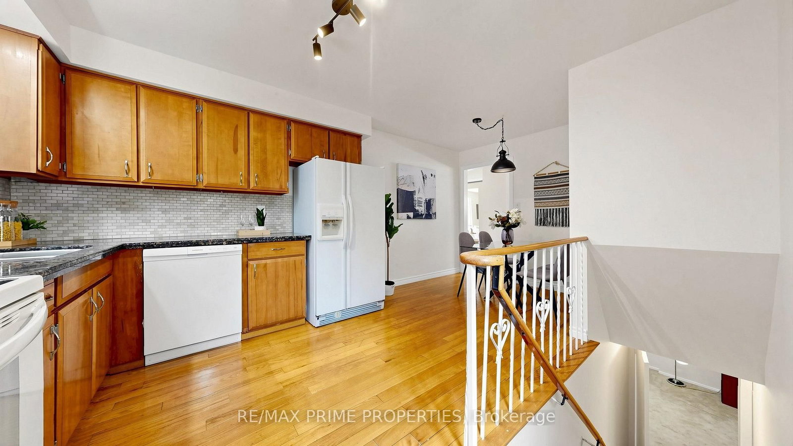 3 Leeswood Crescent E • Toronto, ON photo 17