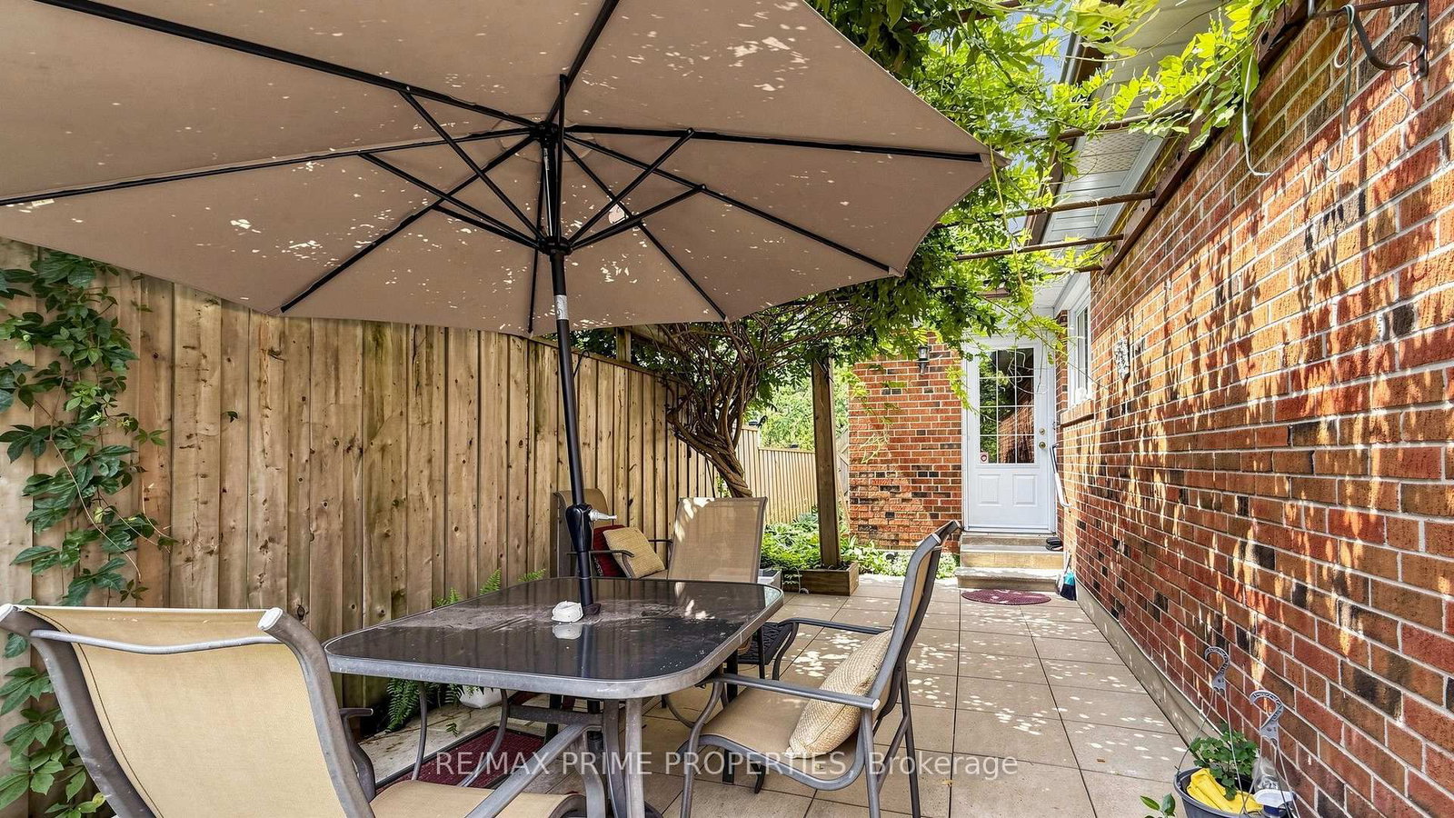 3 Leeswood Crescent E • Toronto, ON photo 43