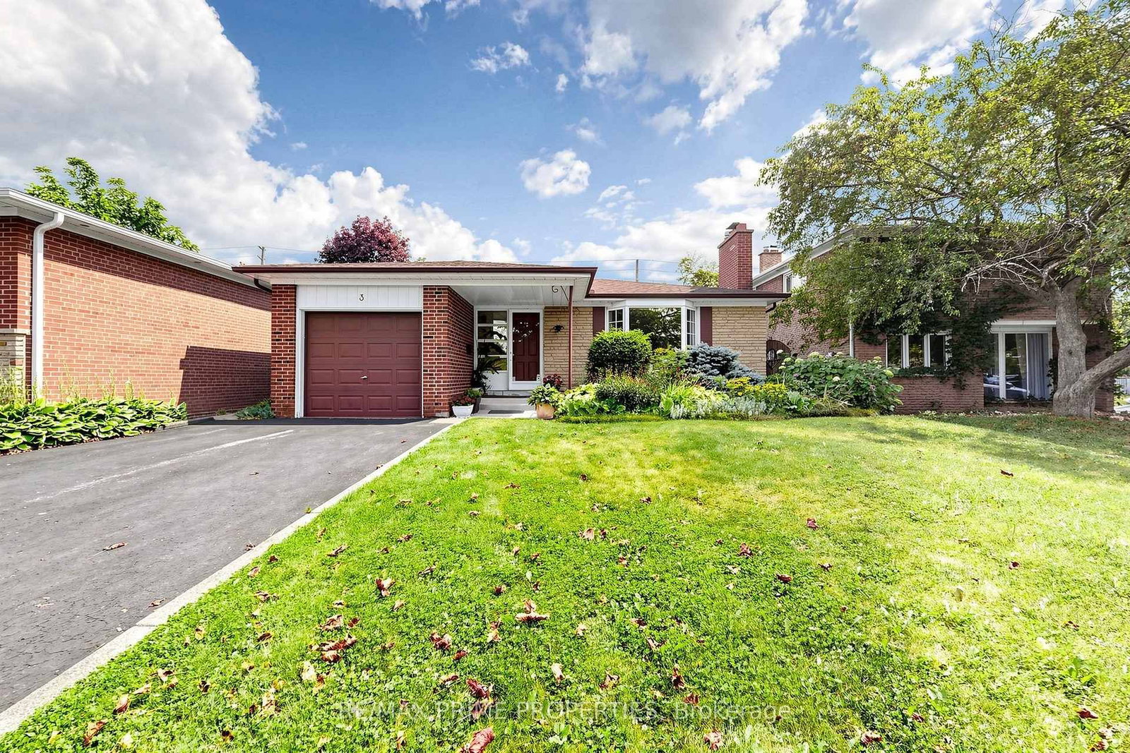 3 Leeswood Crescent E • Toronto, ON photo 47