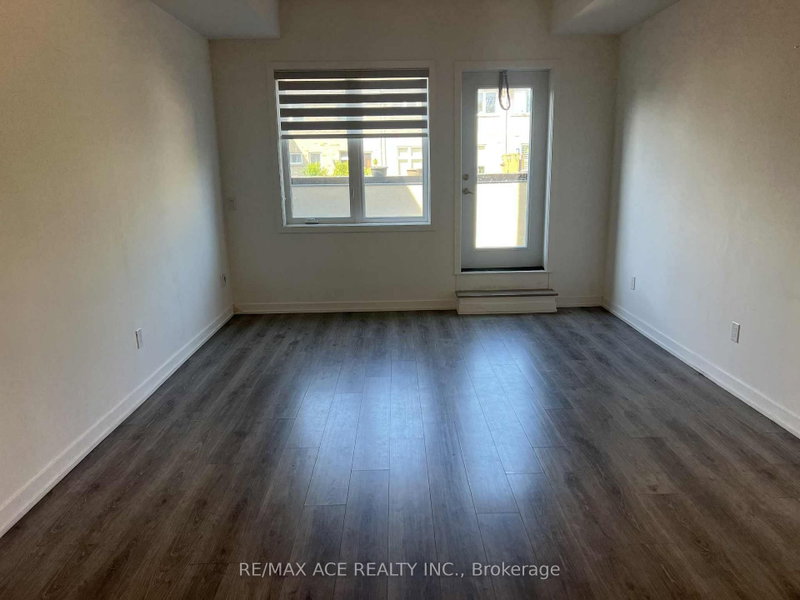 105 - 3686 St Clair Avenue E