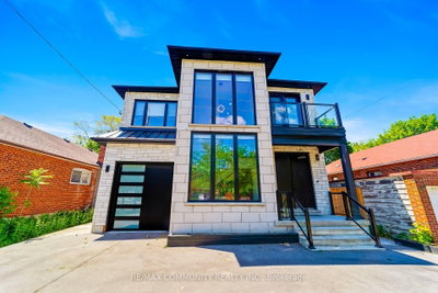 856 Kennedy Road • Toronto, ON photo 5