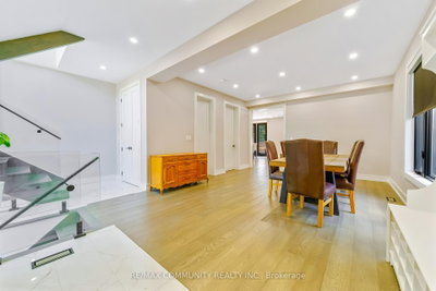 856 Kennedy Road • Toronto, ON photo 8