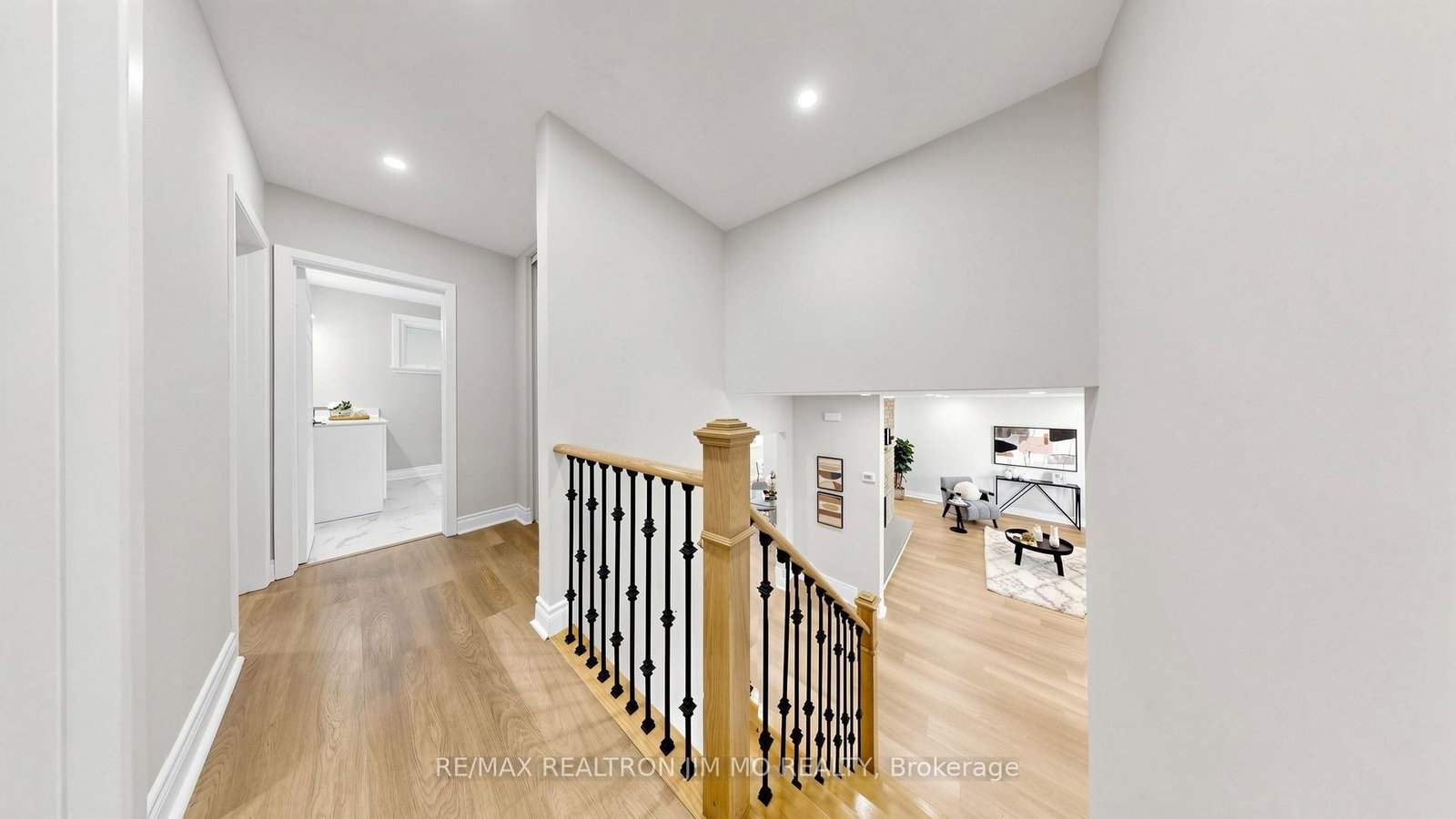 2571 Kennedy Road • Toronto, ON photo 20