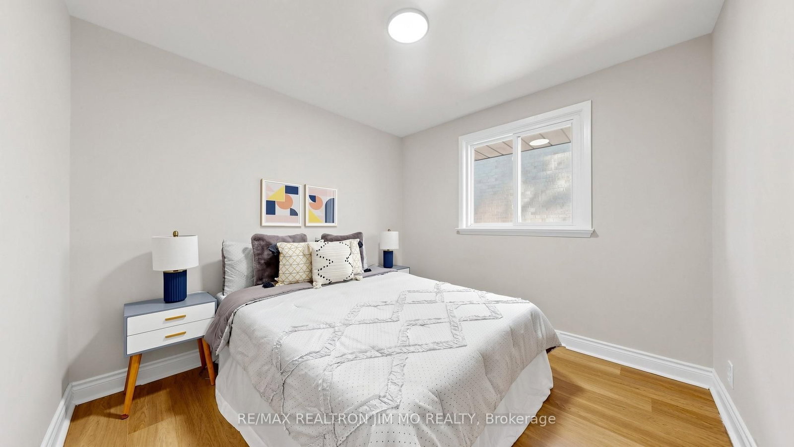 2571 Kennedy Road • Toronto, ON photo 23