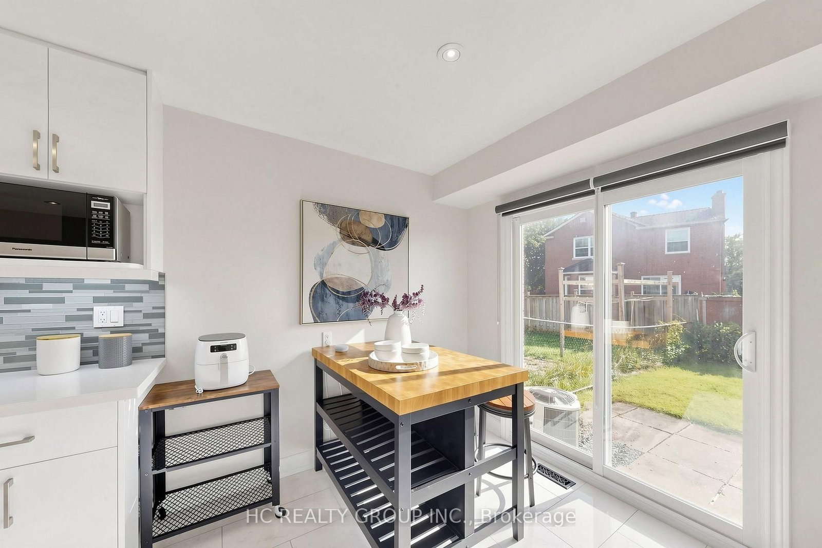 14 Becca Hall Trail • Toronto, ON photo 20
