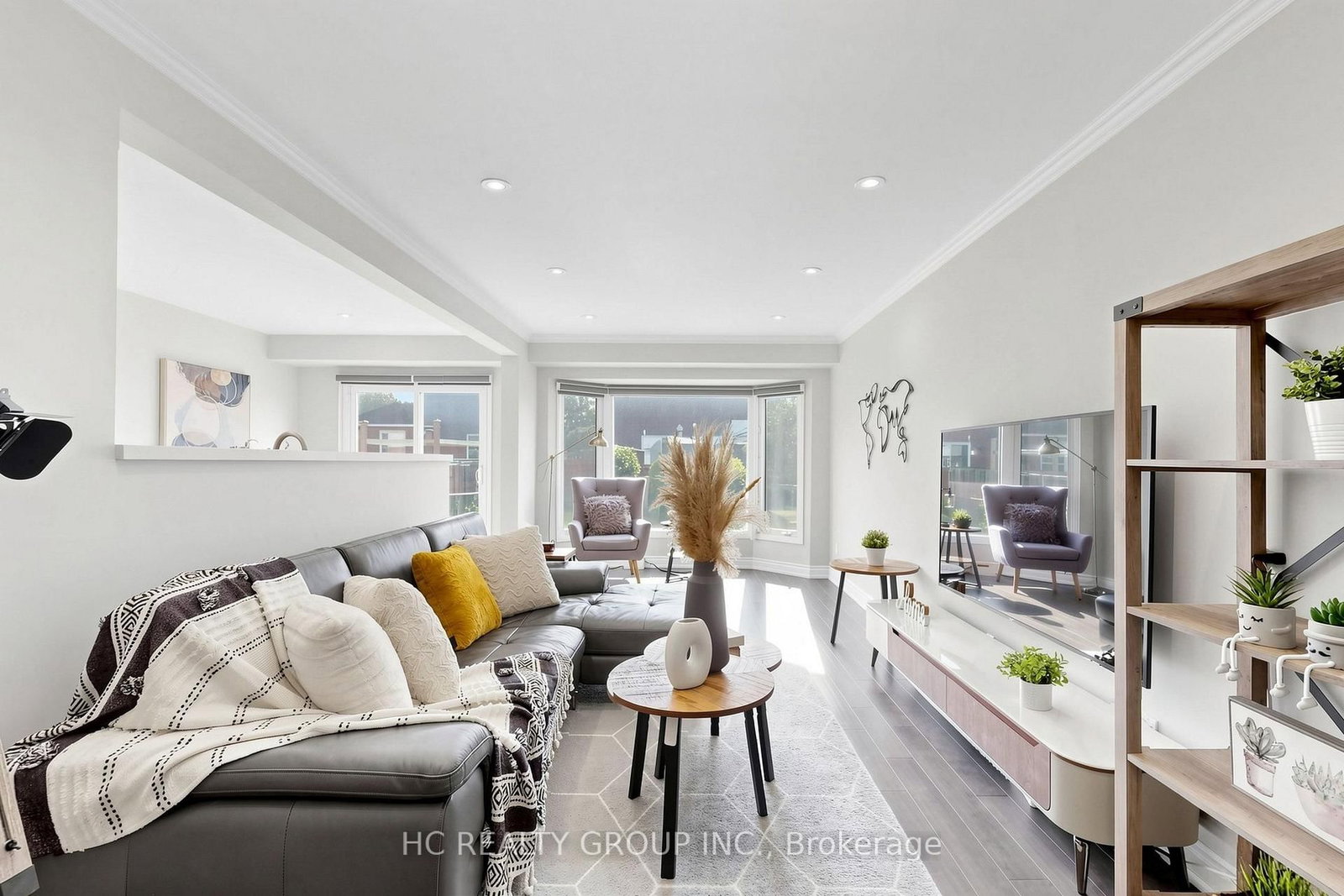 14 Becca Hall Trail • Toronto, ON photo 4