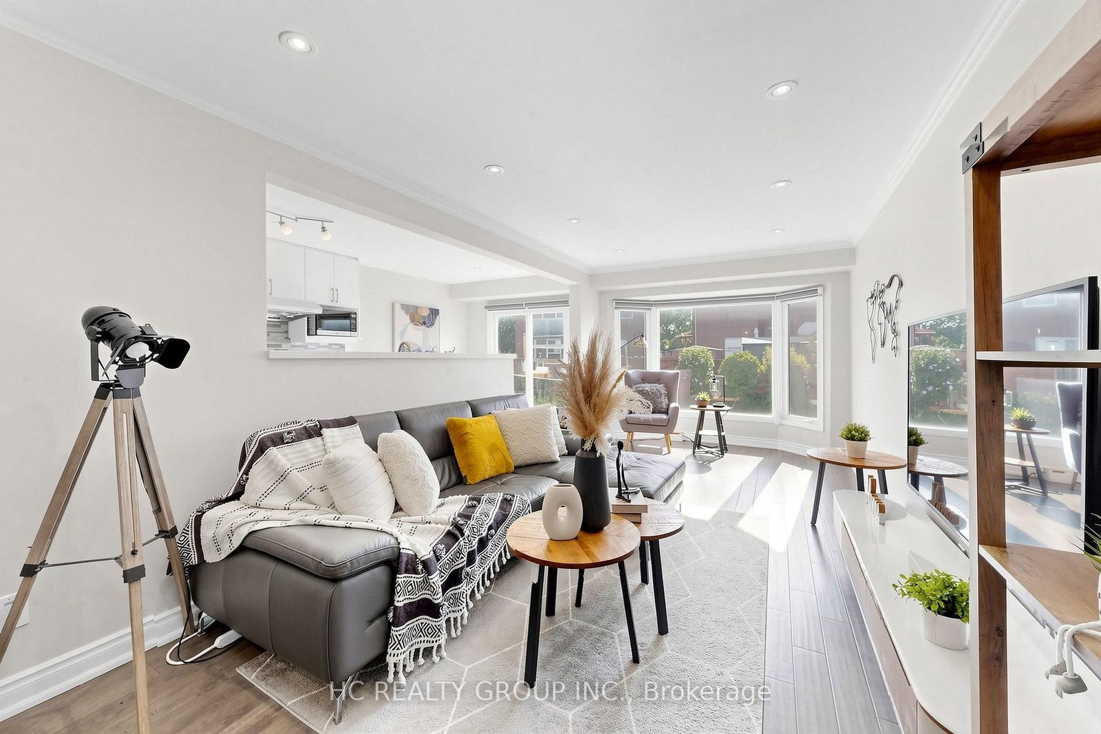 14 Becca Hall Trail • Toronto, ON photo 5