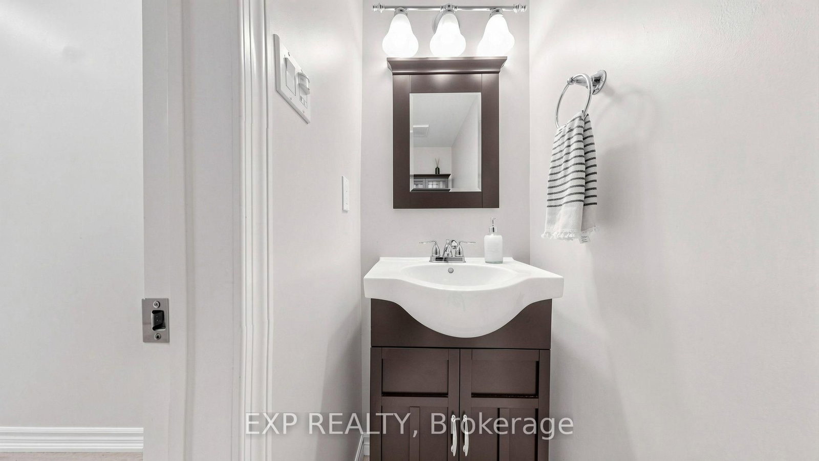 63 Fenwick Avenue • Clarington, ON photo 14