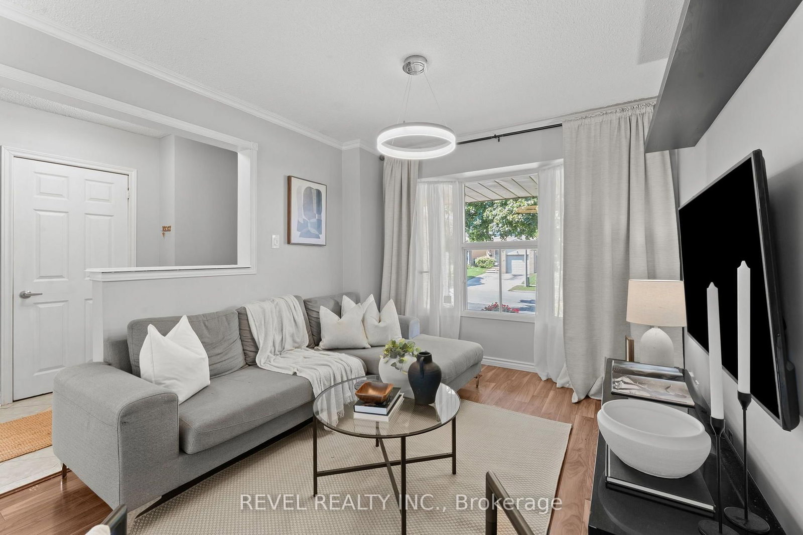 18 Longstaff Drive • Ajax, ON photo 8