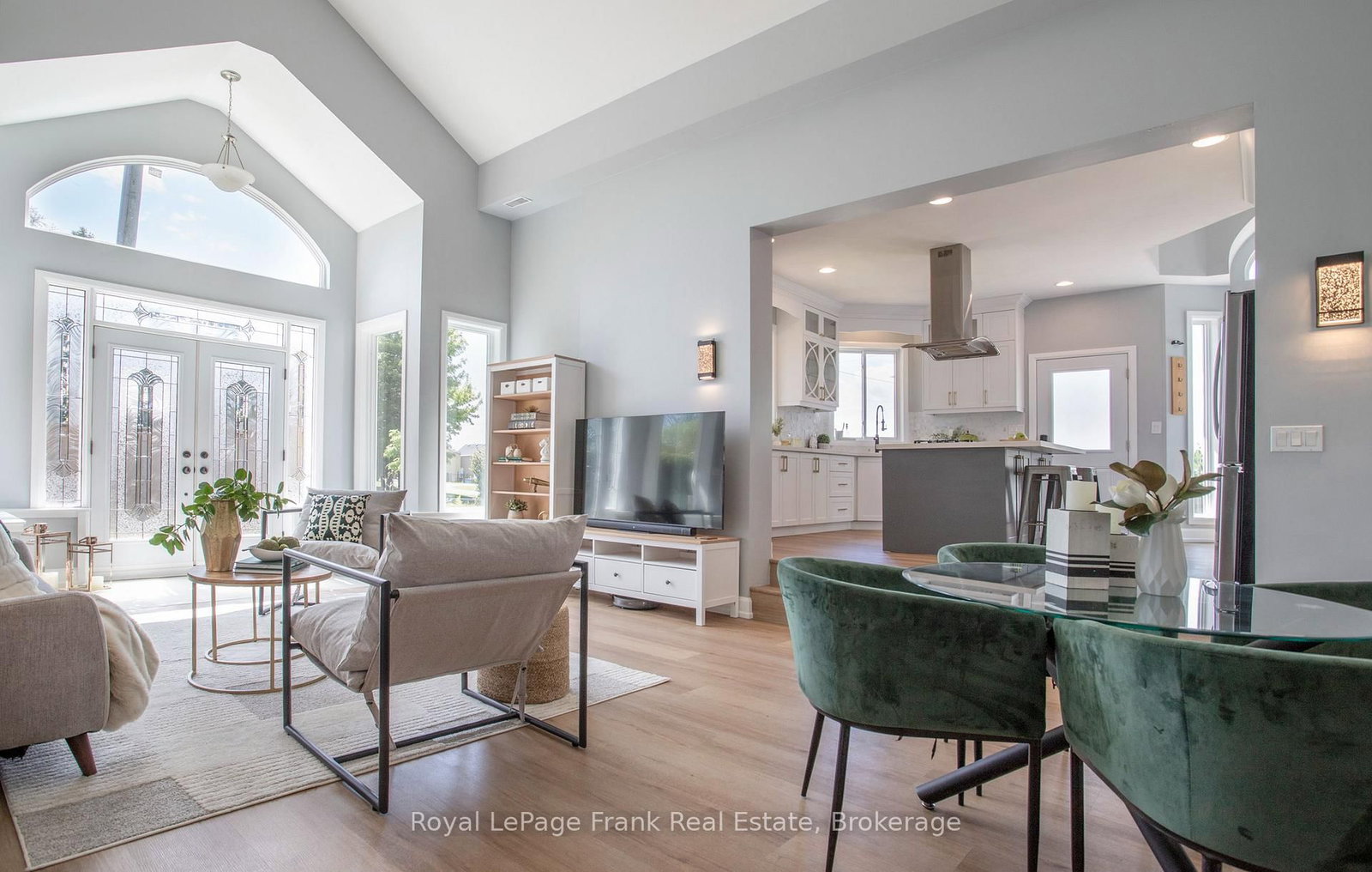 86 East Beach Road • Clarington, ON photo 22