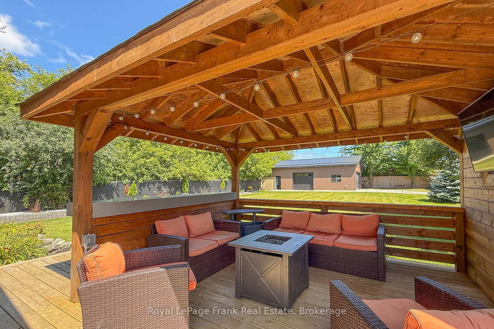 86 East Beach Road • Clarington, ON photo 38