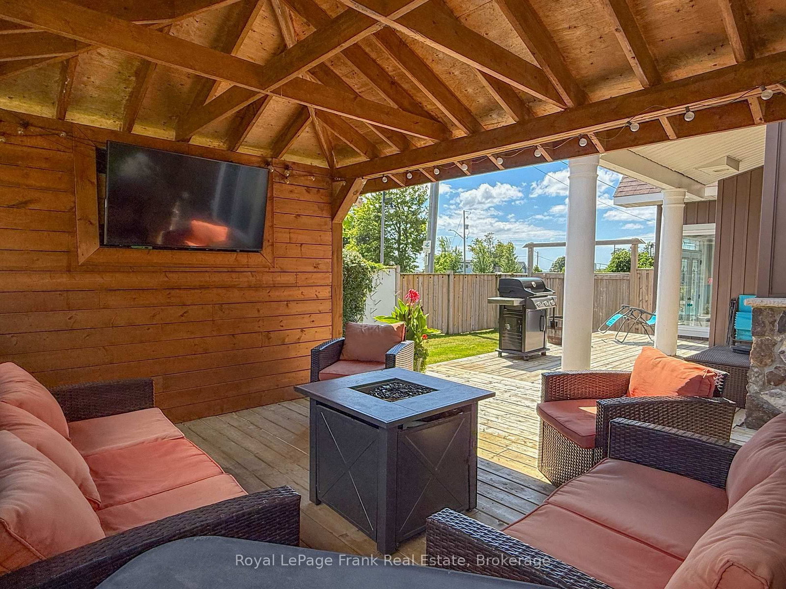 86 East Beach Road • Clarington, ON photo 39
