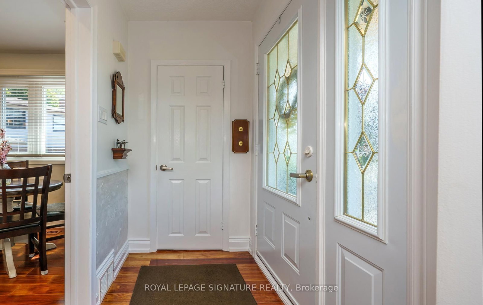 5 Manorwood Road • Toronto, ON photo 3