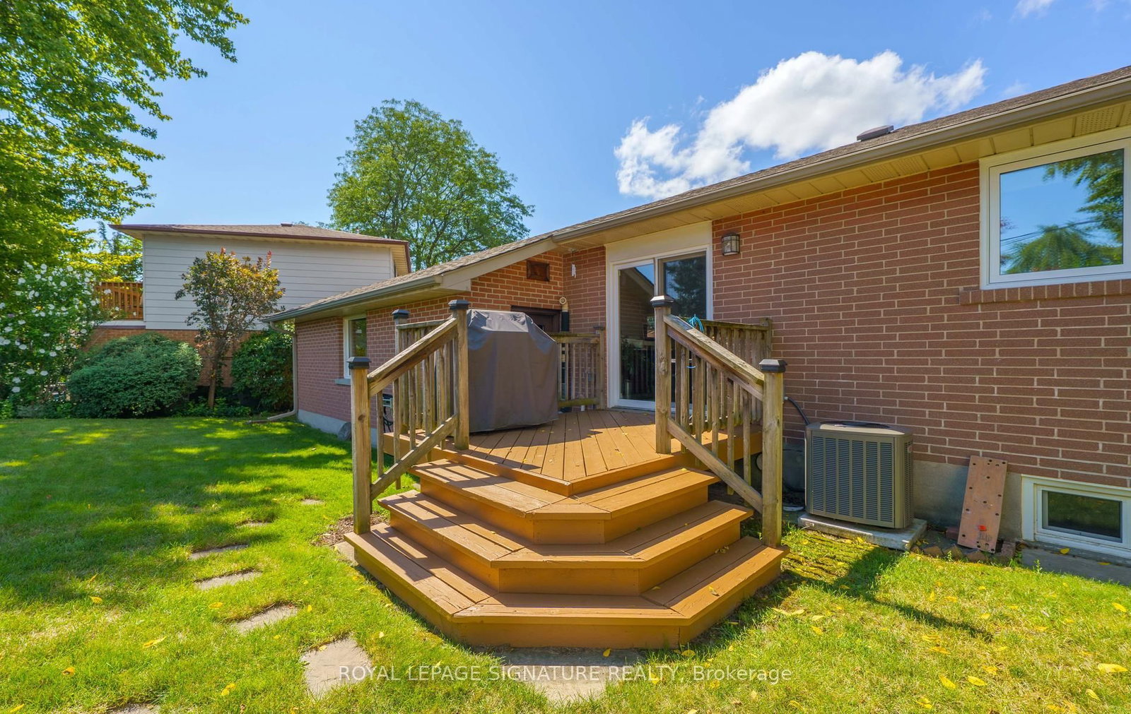 5 Manorwood Road • Toronto, ON photo 38