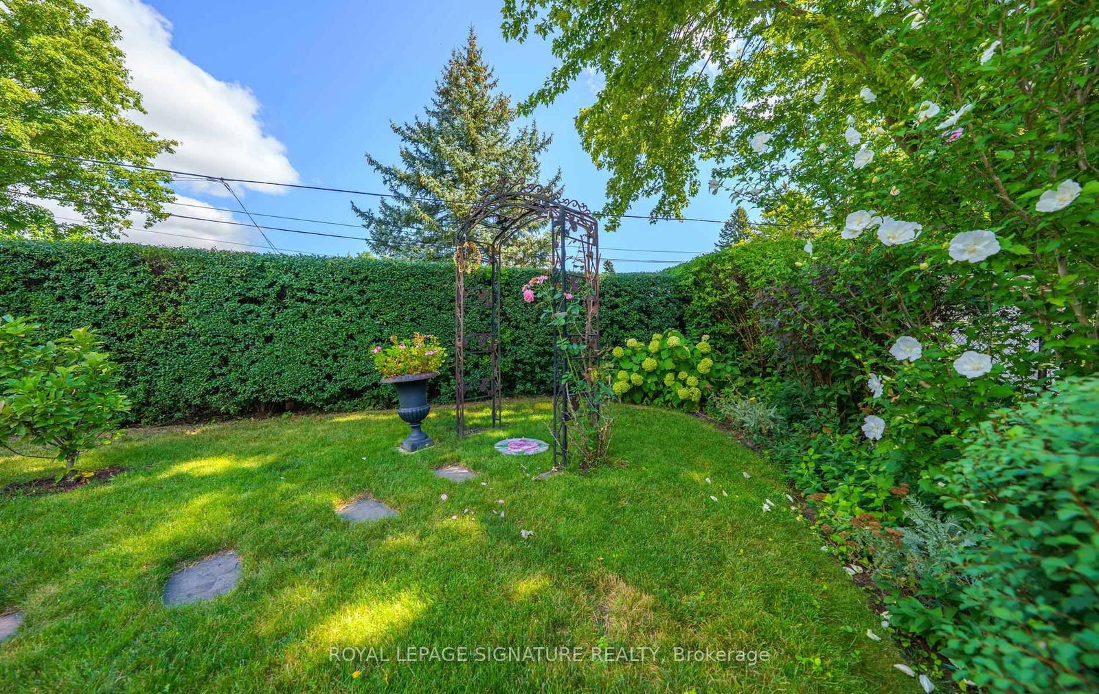 5 Manorwood Road • Toronto, ON photo 42
