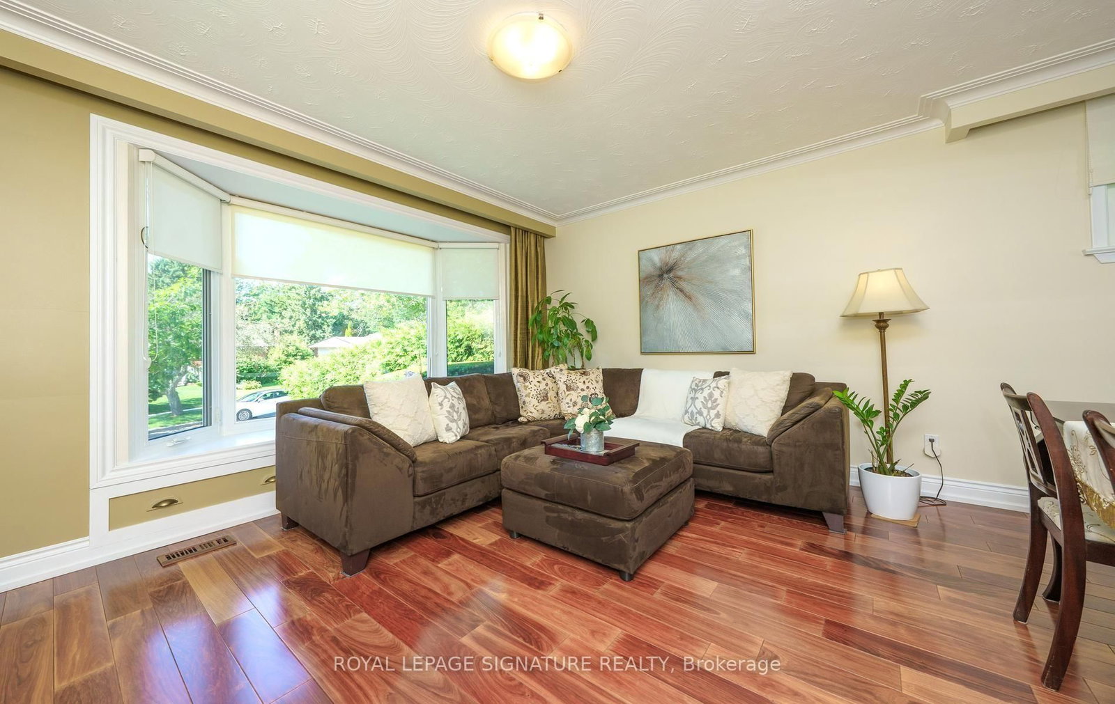 5 Manorwood Road • Toronto, ON photo 6