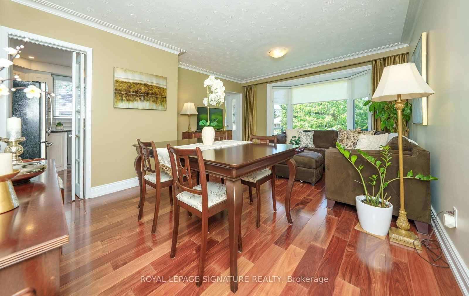 5 Manorwood Road • Toronto, ON photo 9