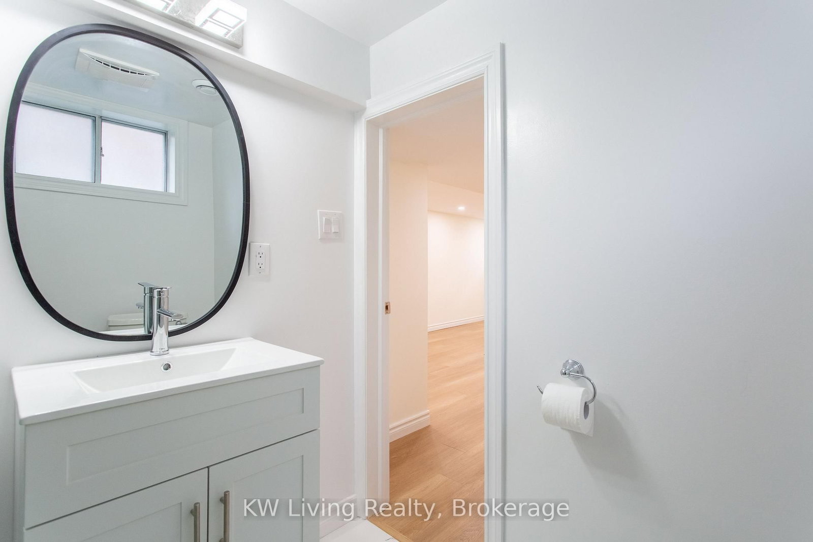 9 Rupert Street • Toronto, ON photo 41