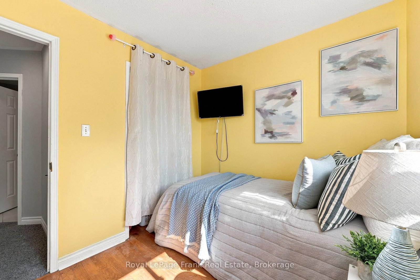 92 Tremount Street • Whitby, ON photo 21