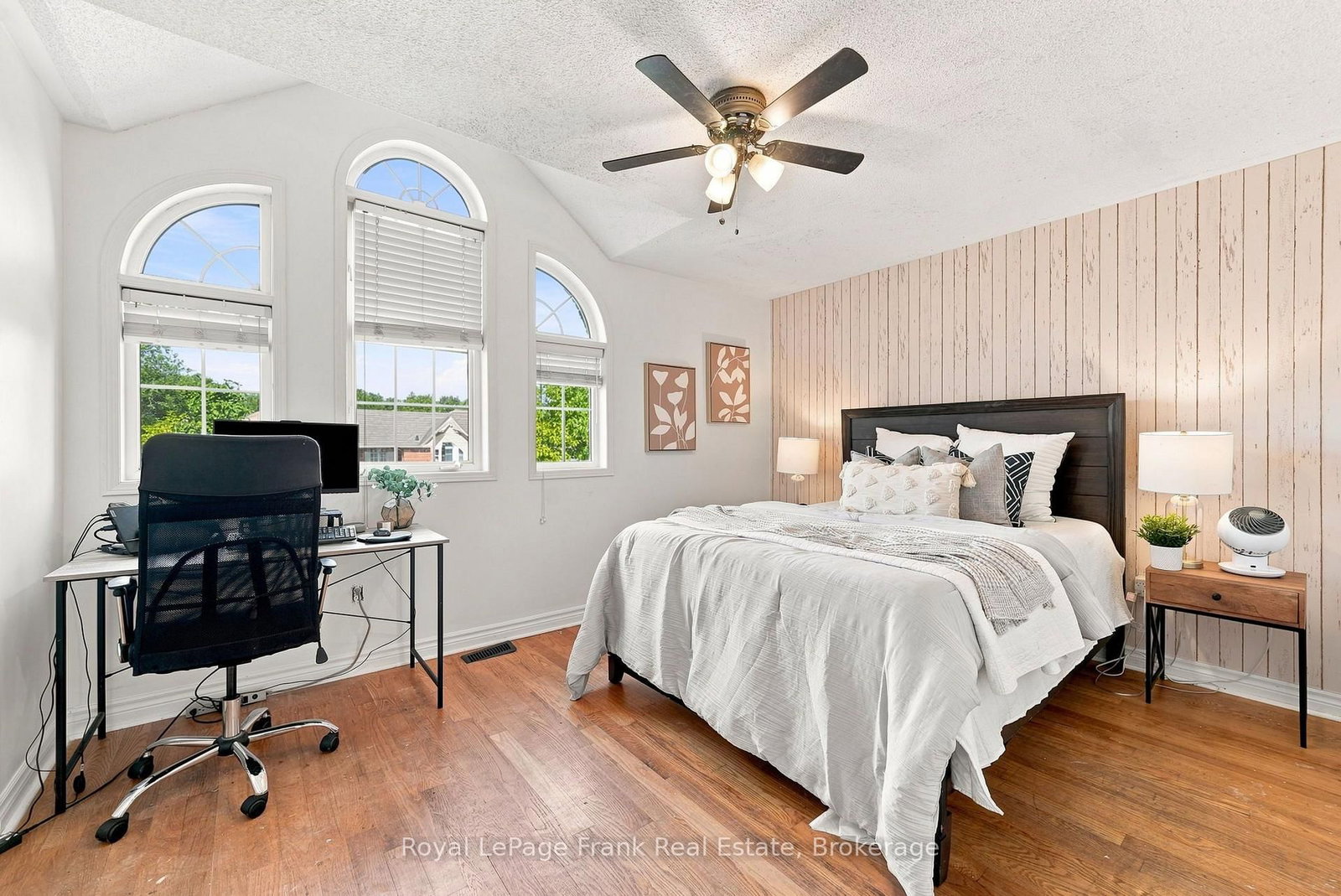 92 Tremount Street • Whitby, ON photo 22
