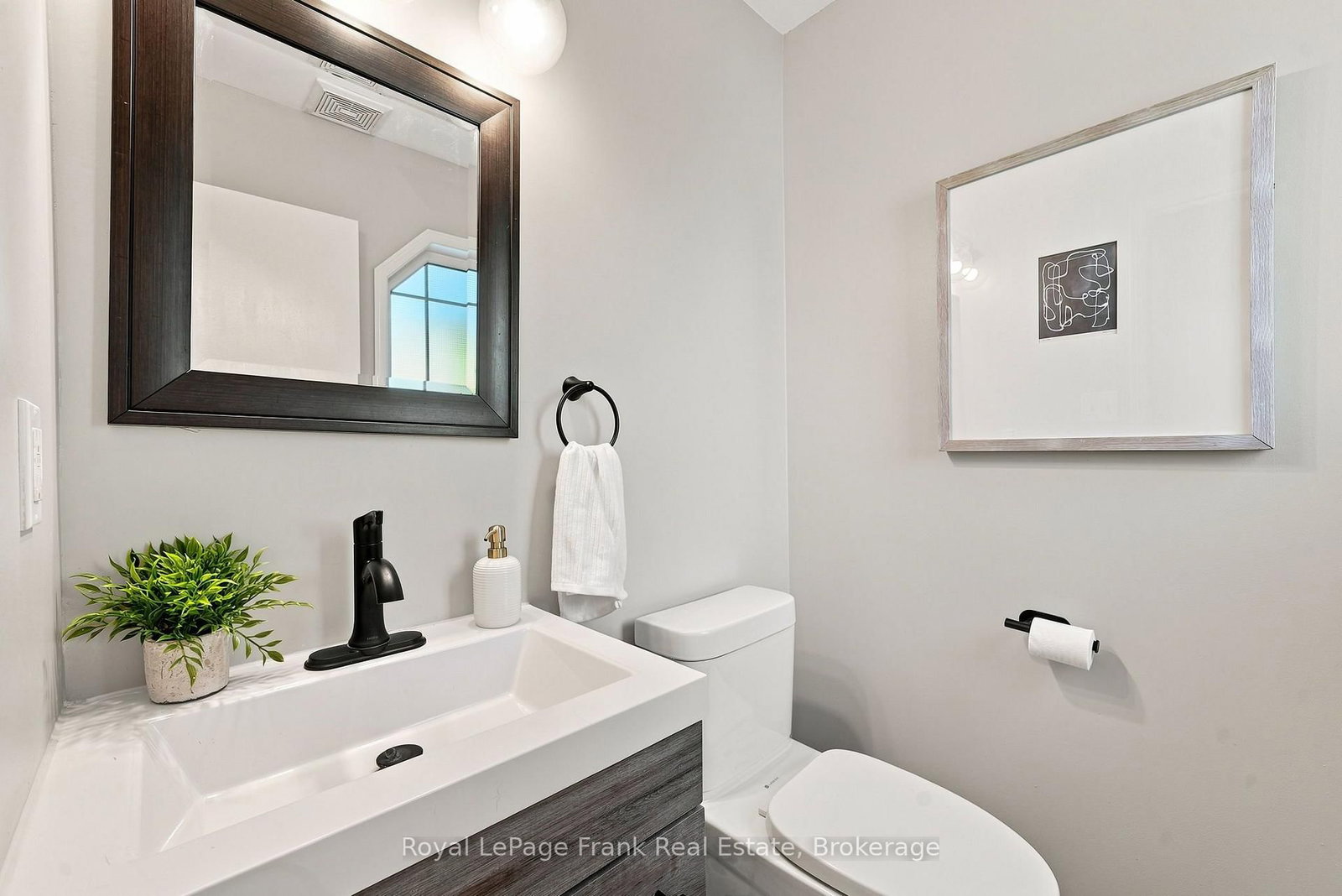 92 Tremount Street • Whitby, ON photo 25