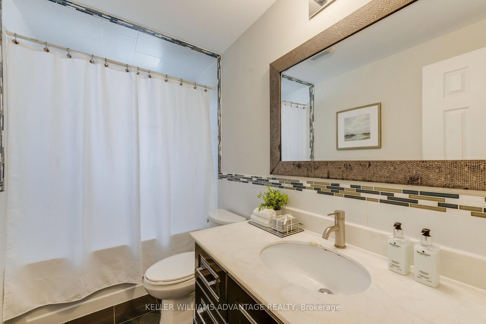491 Jones Avenue • Toronto, ON photo 25