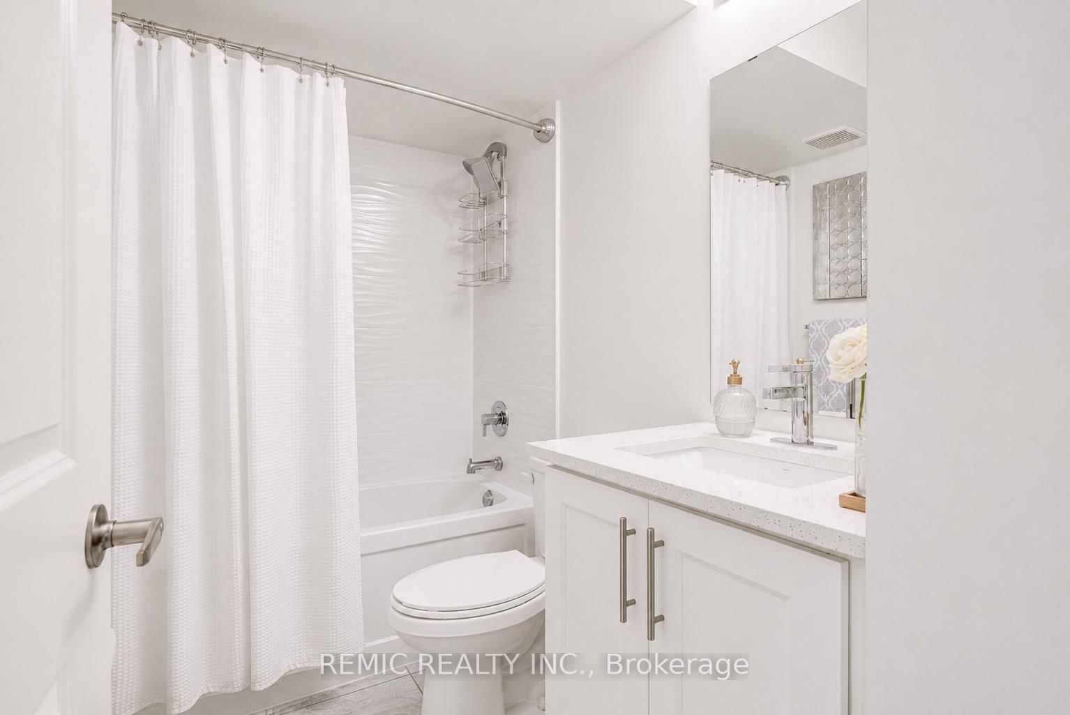 739 Port Darlington Road • Clarington, ON photo 8