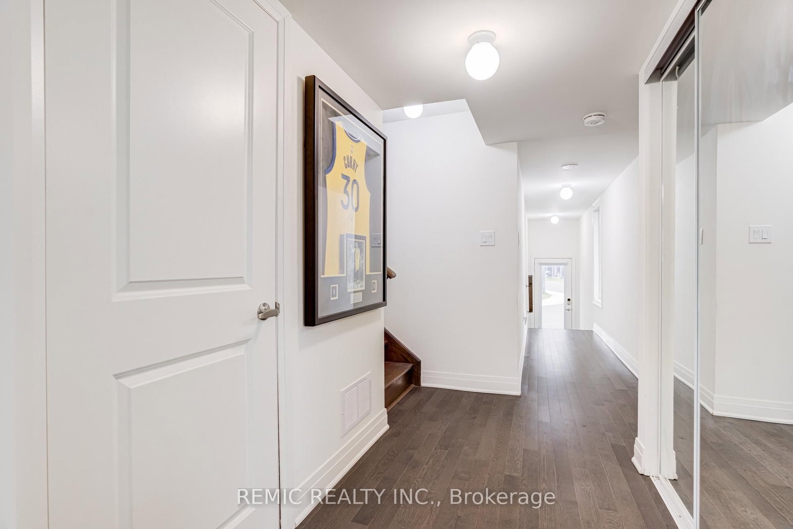 739 Port Darlington Road • Clarington, ON photo 9