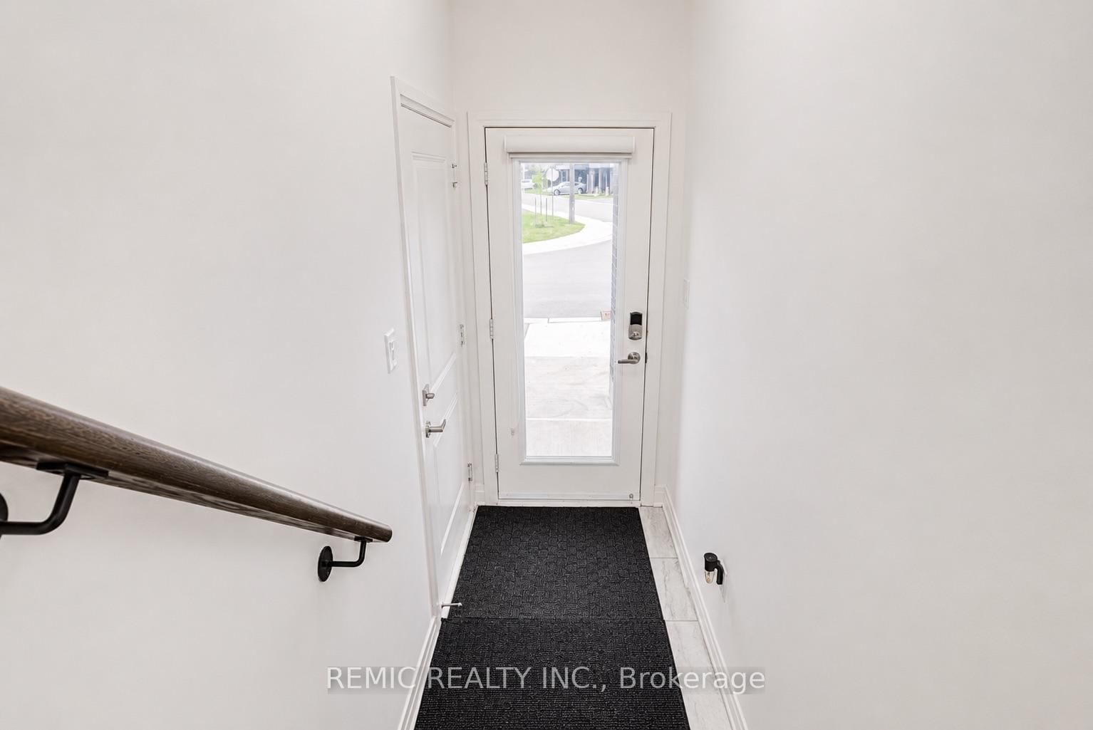 739 Port Darlington Road • Clarington, ON photo 10