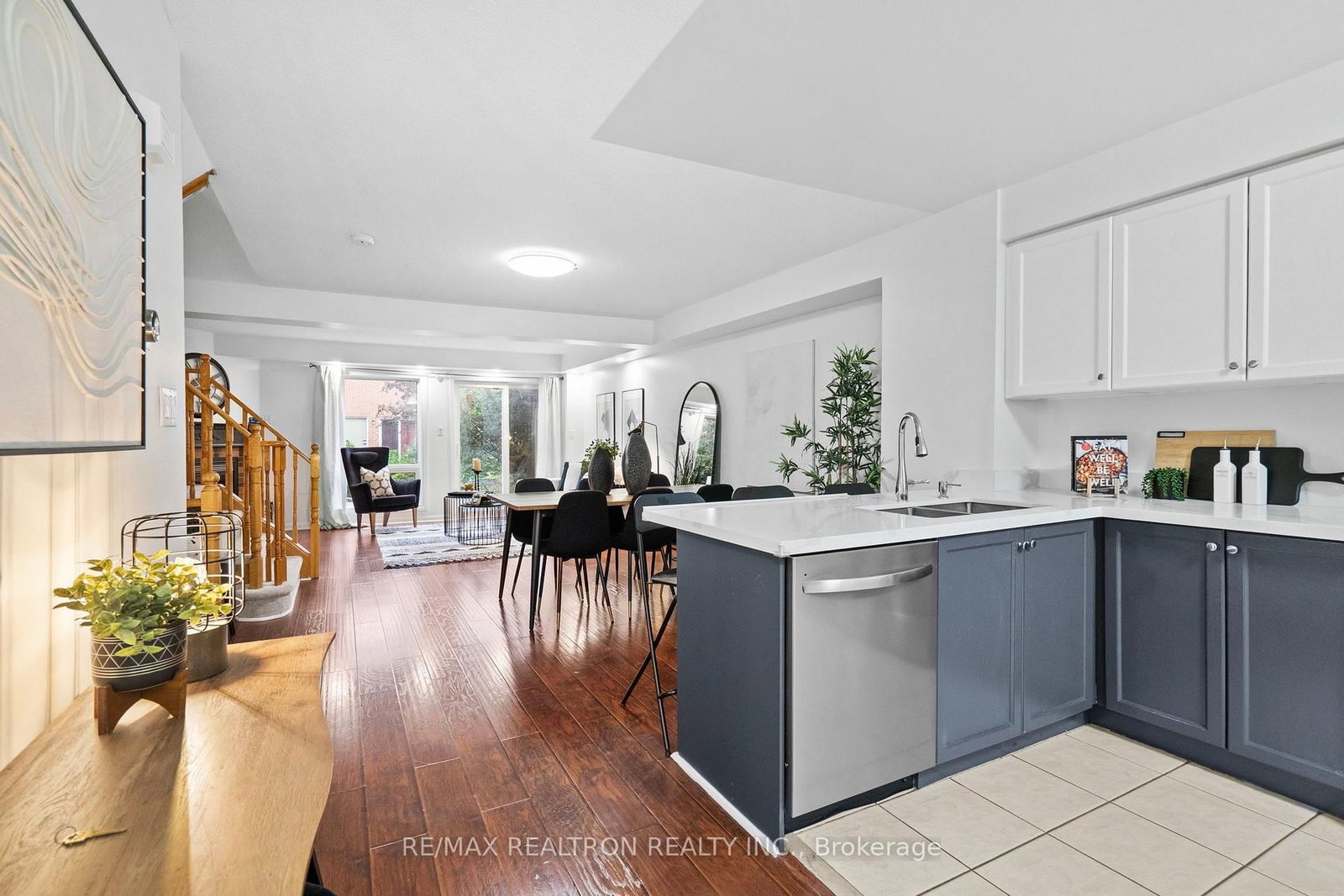 7 Torr Lane • Ajax, ON photo 10
