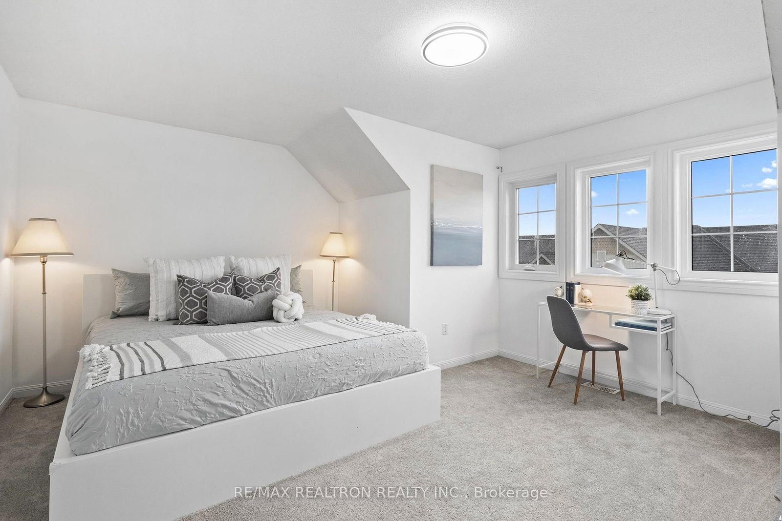 7 Torr Lane • Ajax, ON photo 20