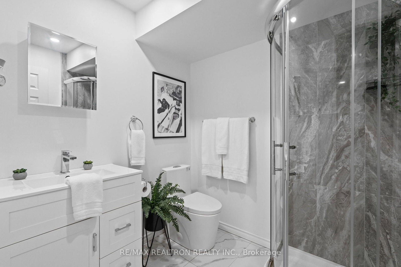 7 Torr Lane • Ajax, ON photo 35