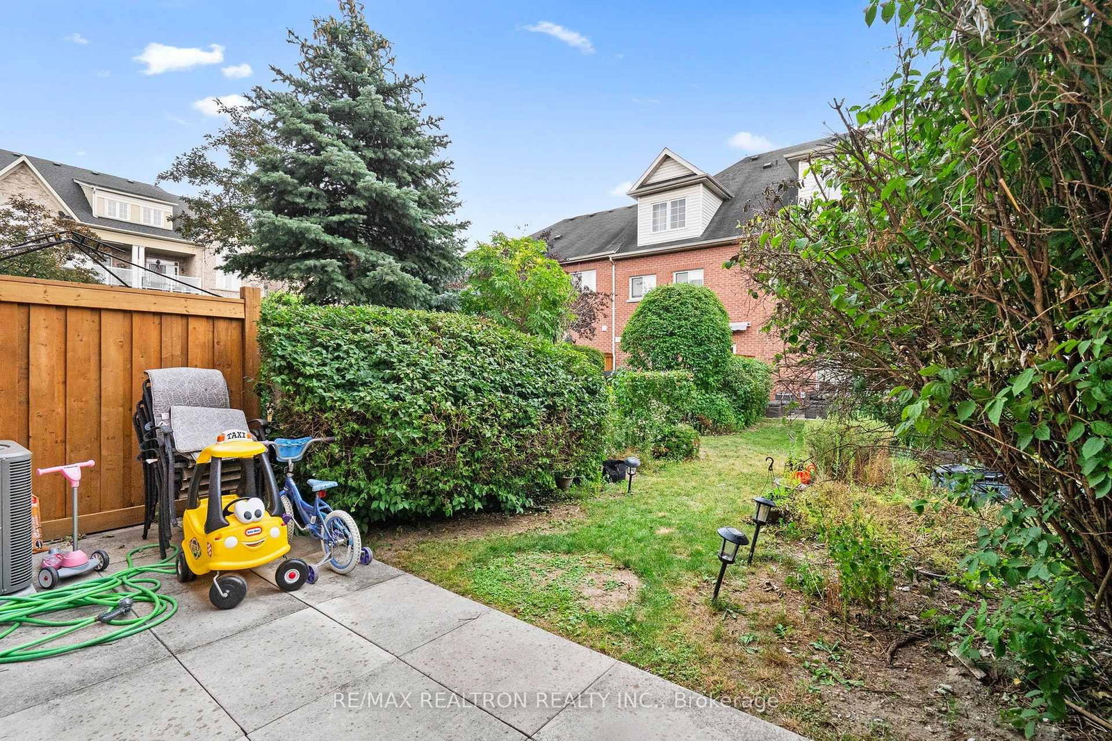 7 Torr Lane • Ajax, ON photo 37