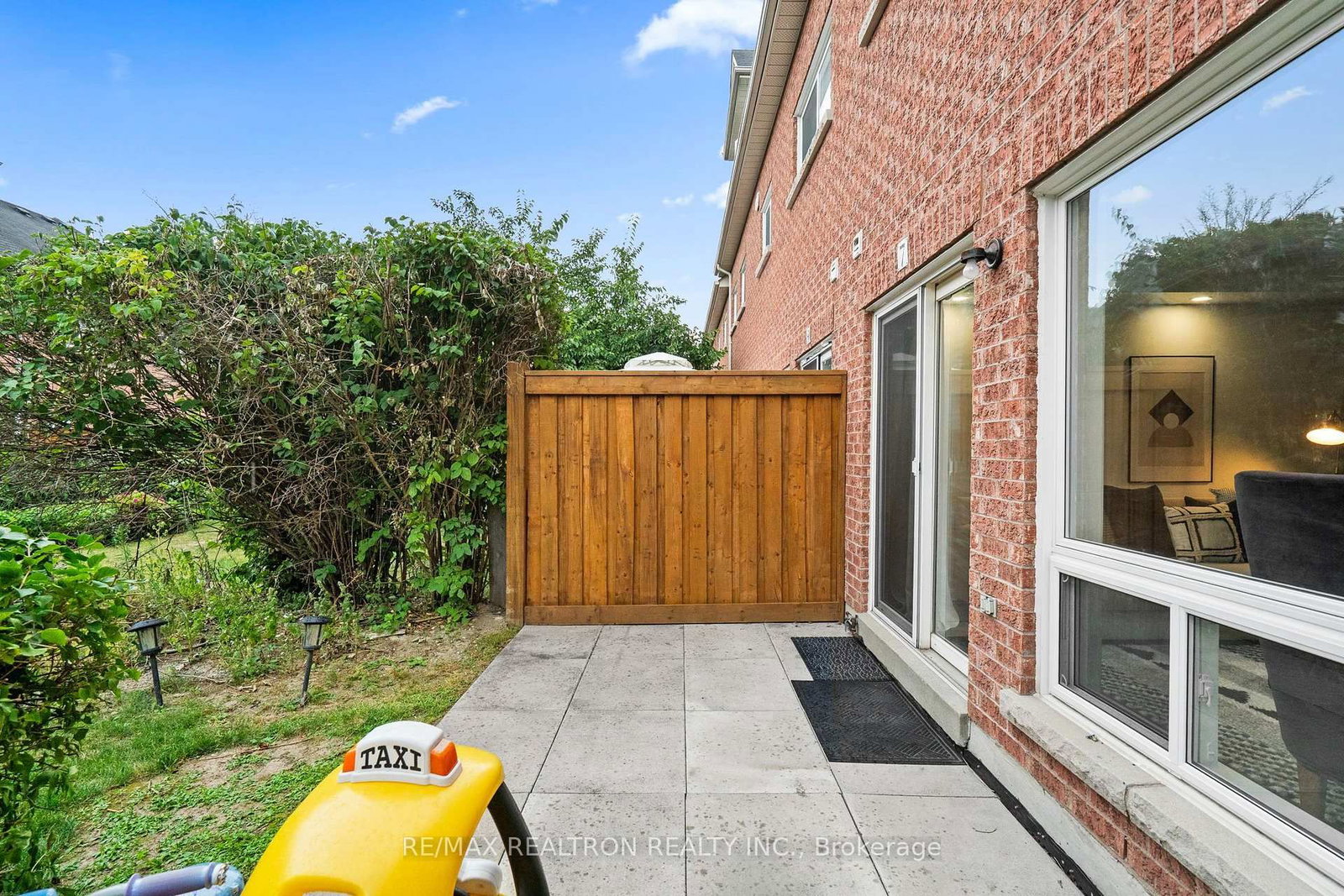 7 Torr Lane • Ajax, ON photo 38