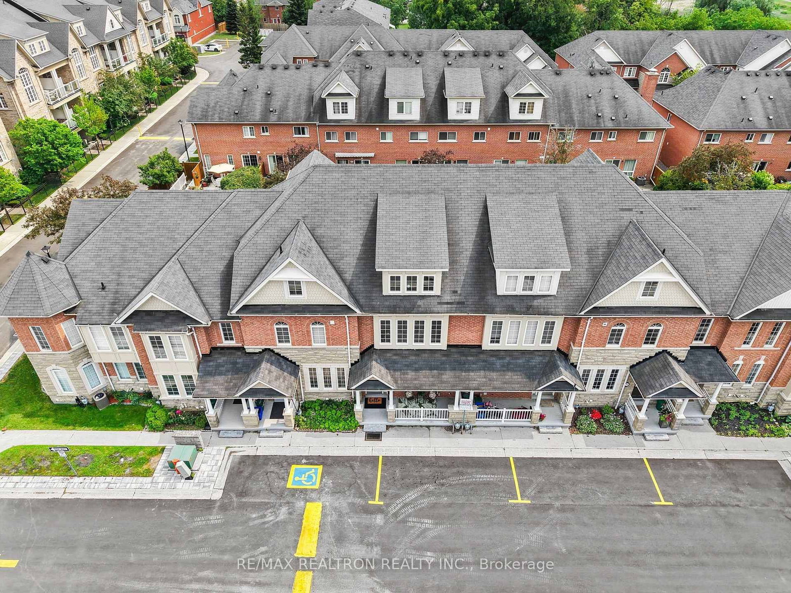 7 Torr Lane • Ajax, ON photo 40