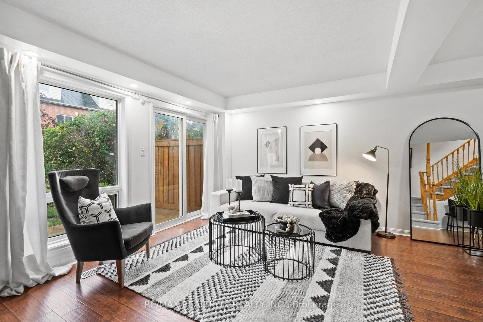 7 Torr Lane • Ajax, ON photo 7