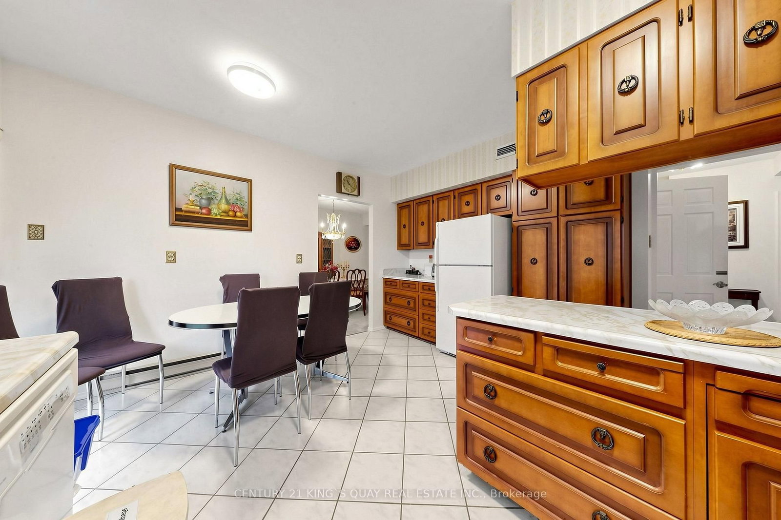 35 Coxwell Avenue • Toronto, ON photo 12