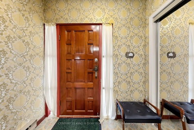 35 Coxwell Avenue • Toronto, ON photo 4
