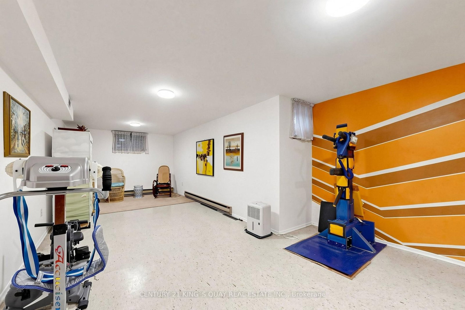 35 Coxwell Avenue • Toronto, ON photo 43