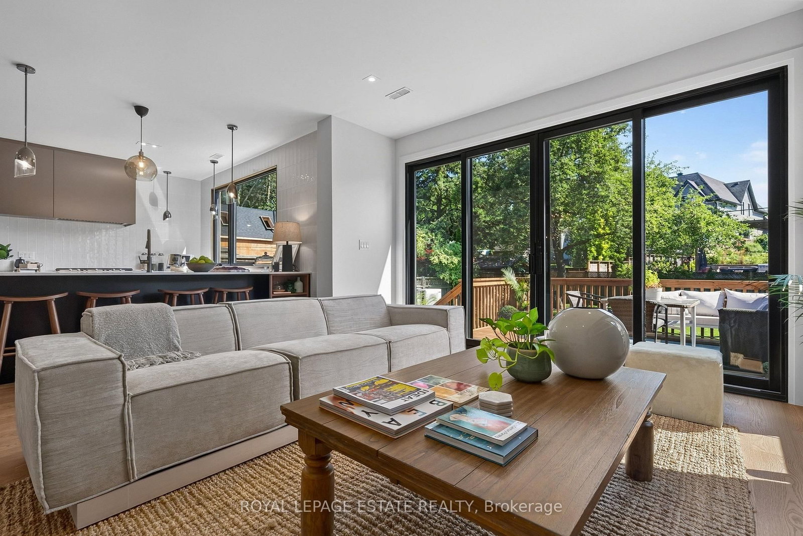 5 North Drive • Toronto, ON photo 12